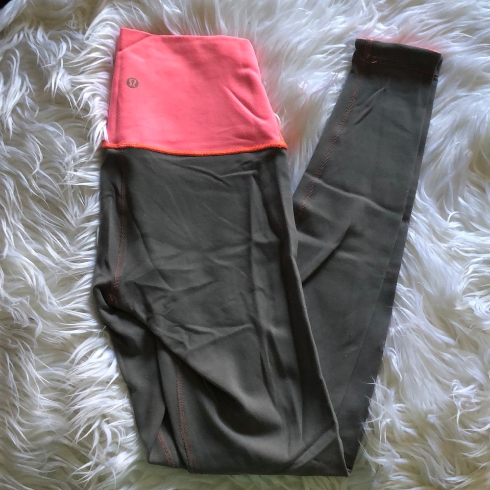 Lululemon reversible leggings